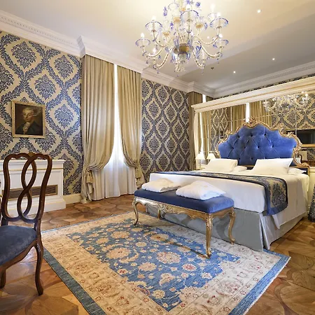 Hotel Ai Reali - Small Luxury Hotels Of The World-3